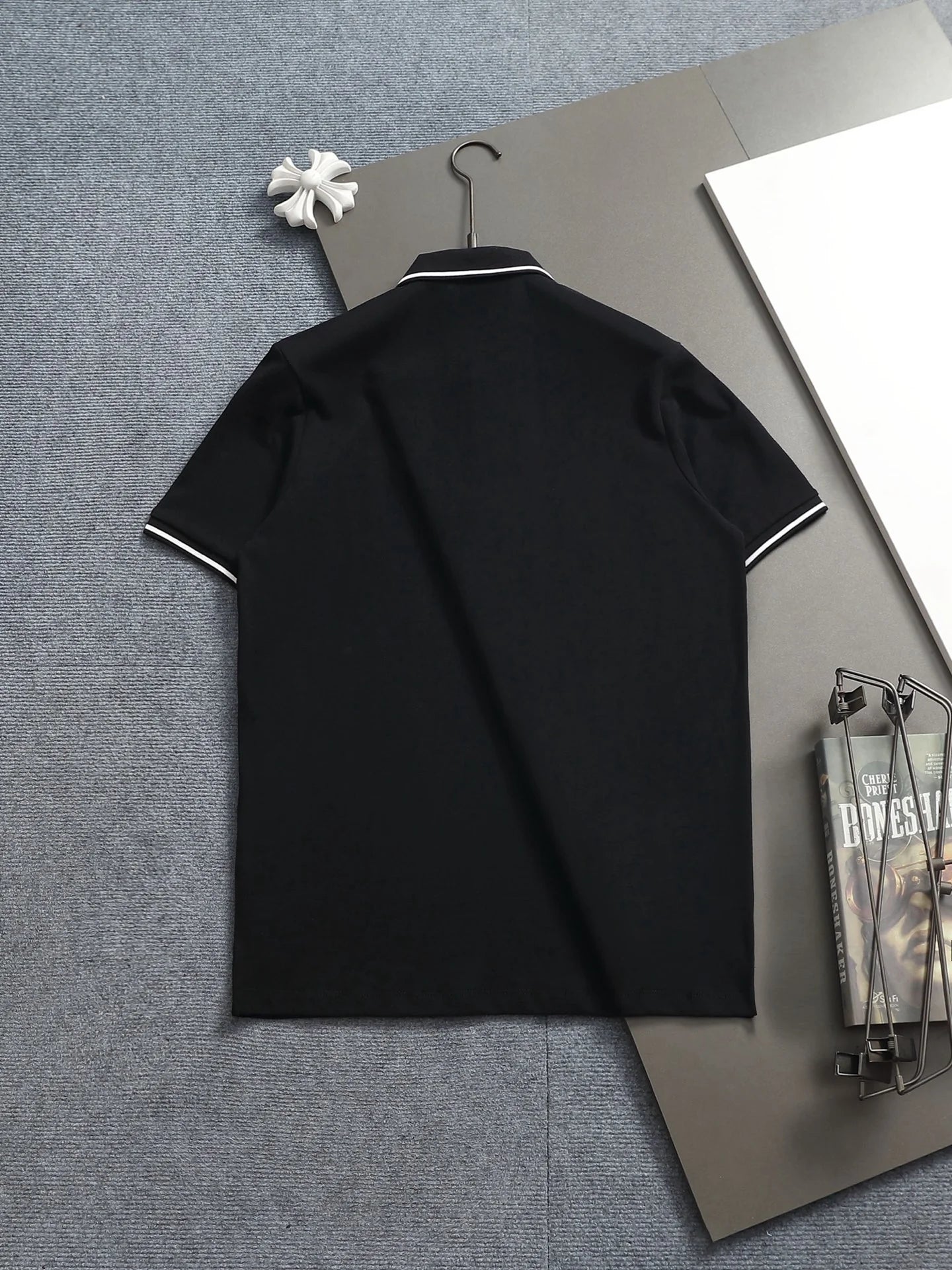 260415 New high-quality color-matched small icon polo shirt